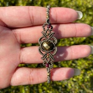 Tigers Eye Macrame Bracelet